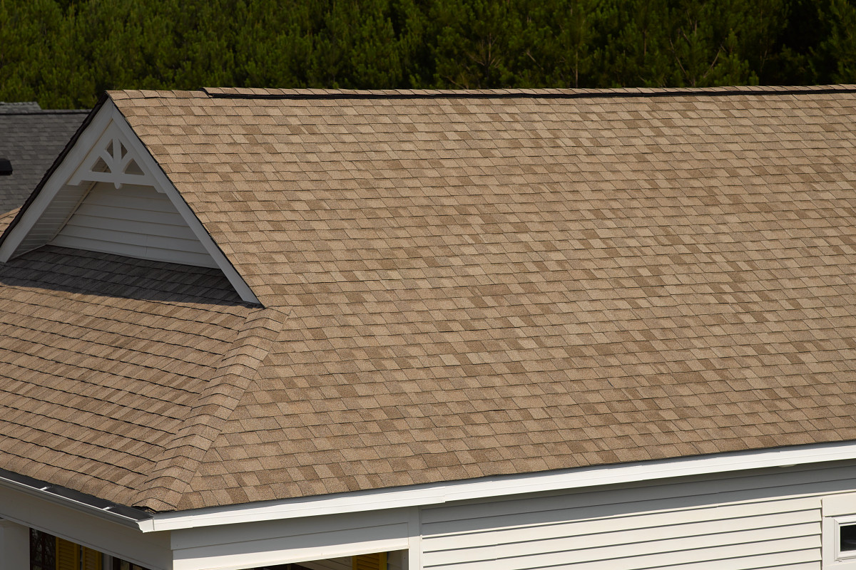 Florida home with Landmark Sunrise Cedar roof