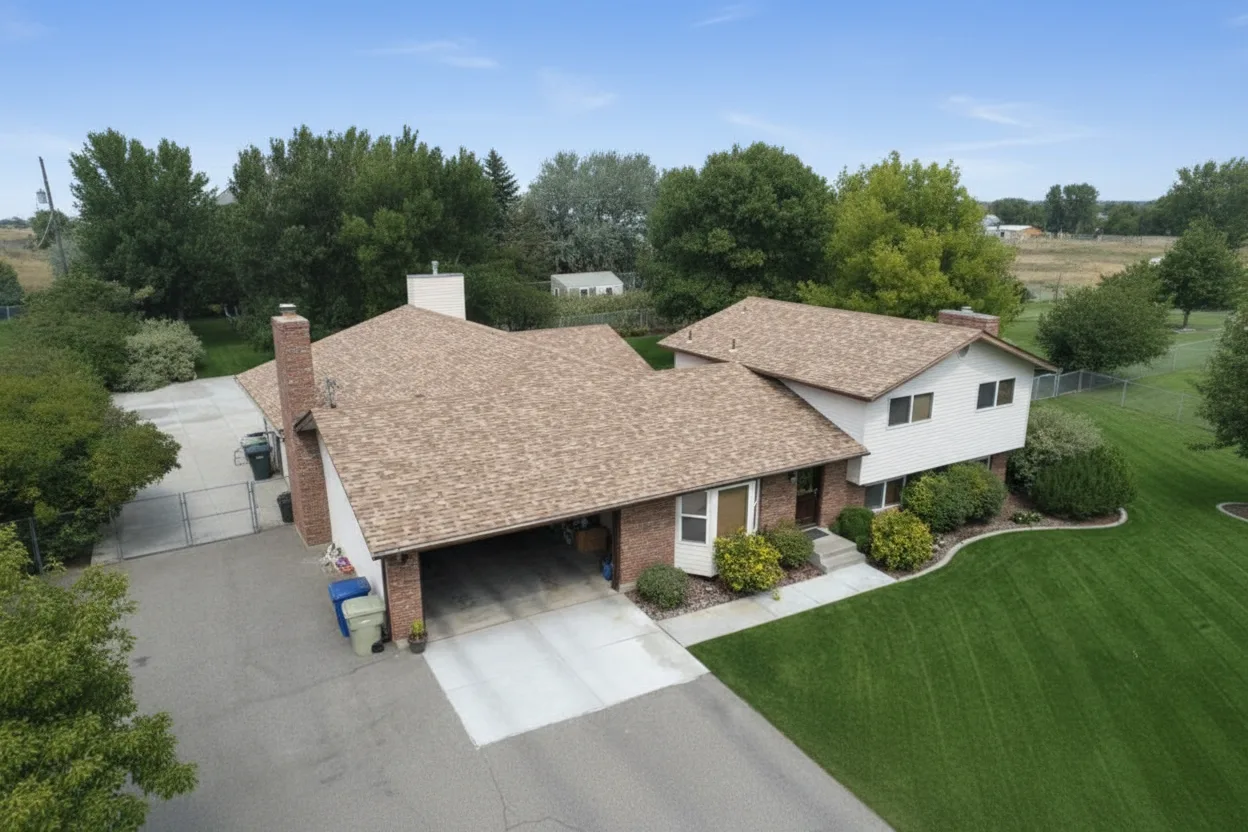 Florida home with Legacy Scotchgard Sienna Blend roof