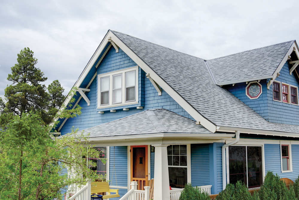Florida home with Legacy Scotchgard Silverwood roof