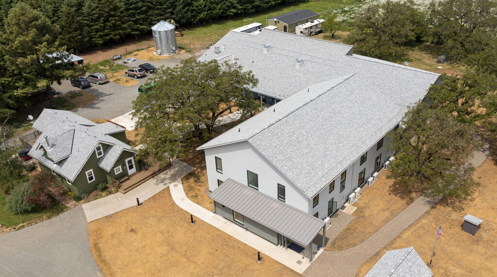 Florida home with Vista AR Silverwood roof